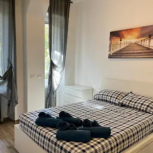 Housitalia , Milano Italia
